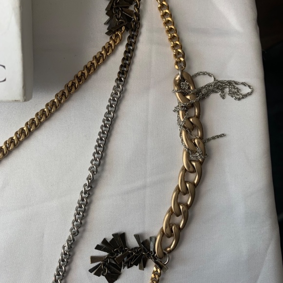 Banana Republic mixed metal, triple-strand necklace. - Picture 2 of 7